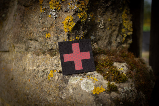 50x50mm First Aid Lasercut Patch mit Klett